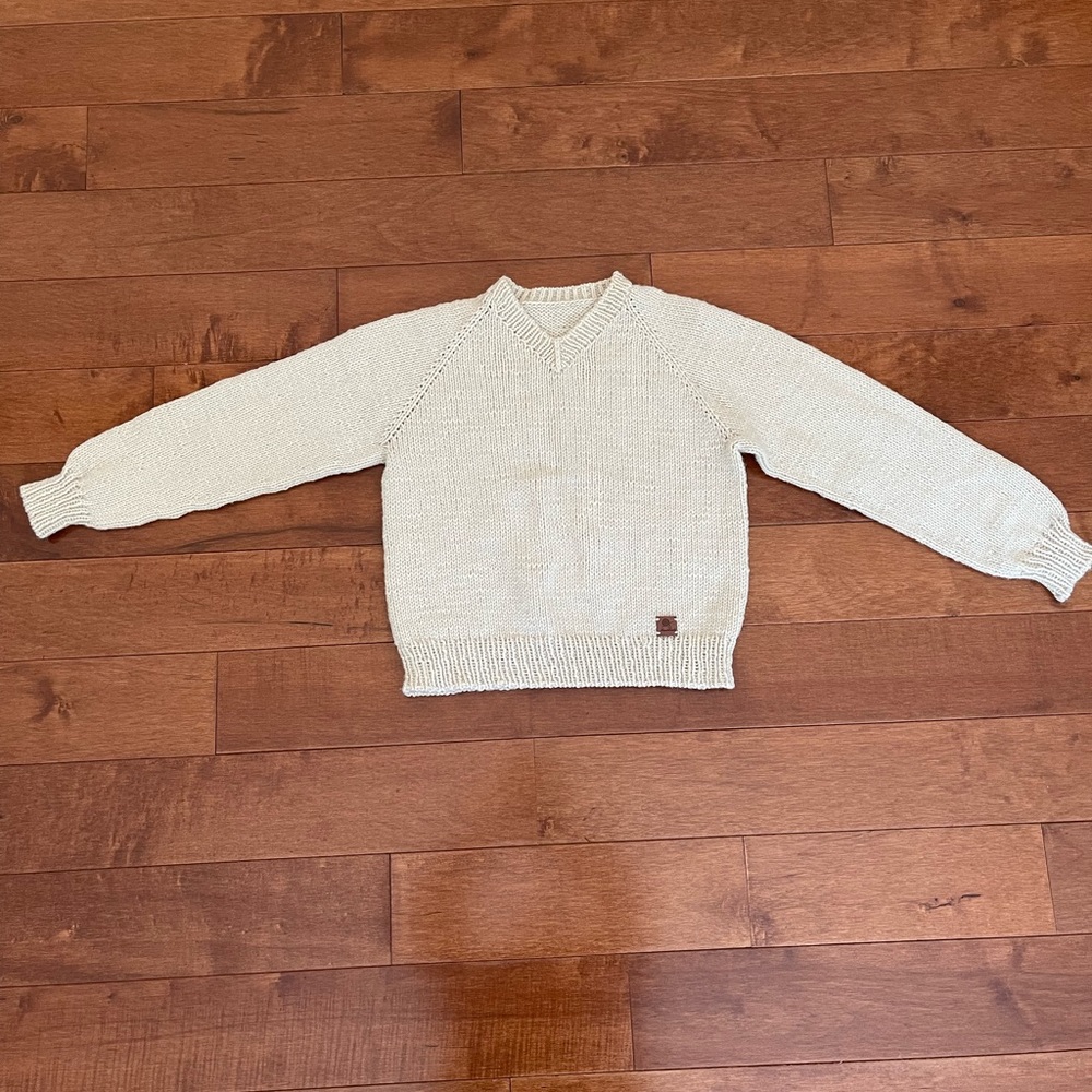 WOMENS HANDMADE KNIT SWEATER SIZE S/M